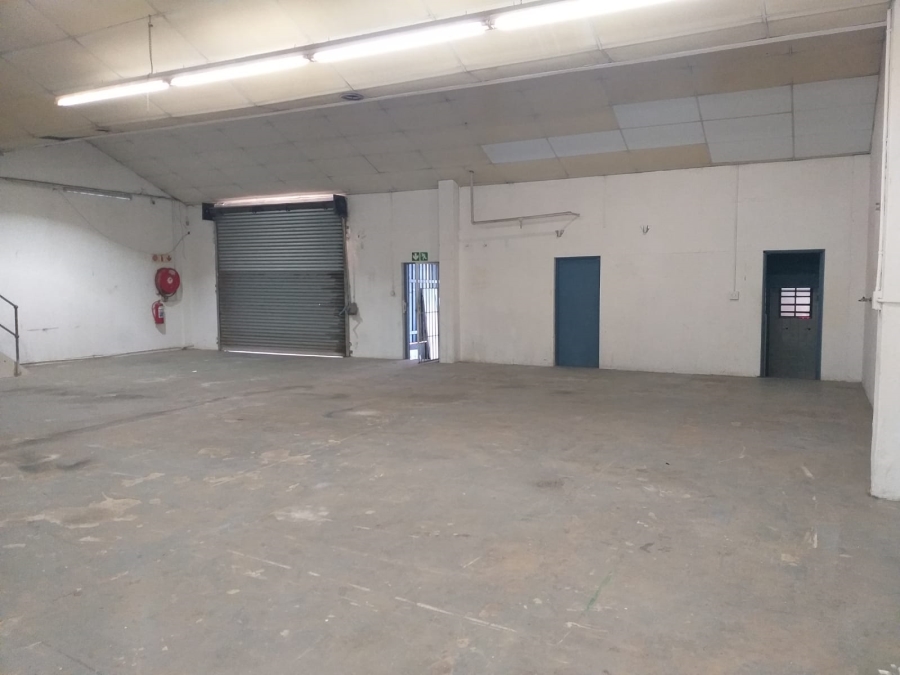 To Let Commercial Property for Rent in Paarden Eiland Western Cape